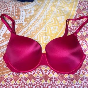 Victoria’s Secret BioFit Demi Uplift 36DD